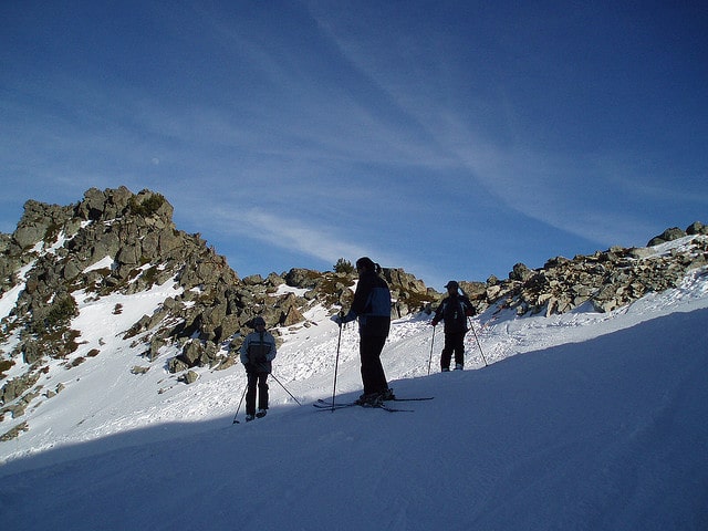 Skier à Luz-Ardiden dans les Pyrénées
