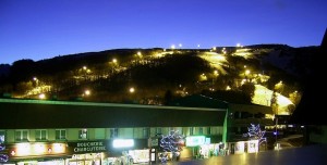 Ski de nuit : les stations qui autorisent le ski nocturne