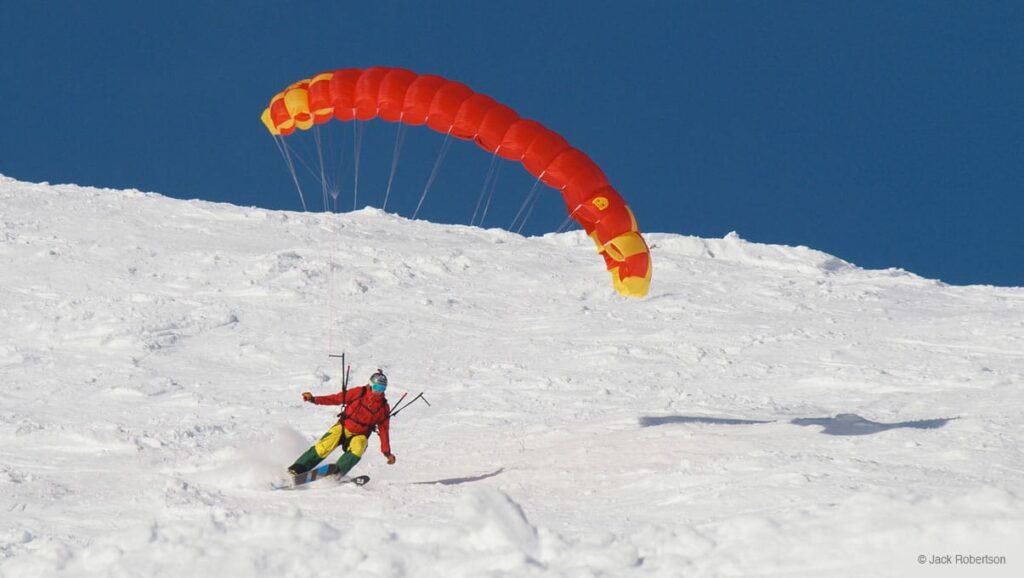 Sport de haute-montagne : focus sur le parapente et le speed-riding