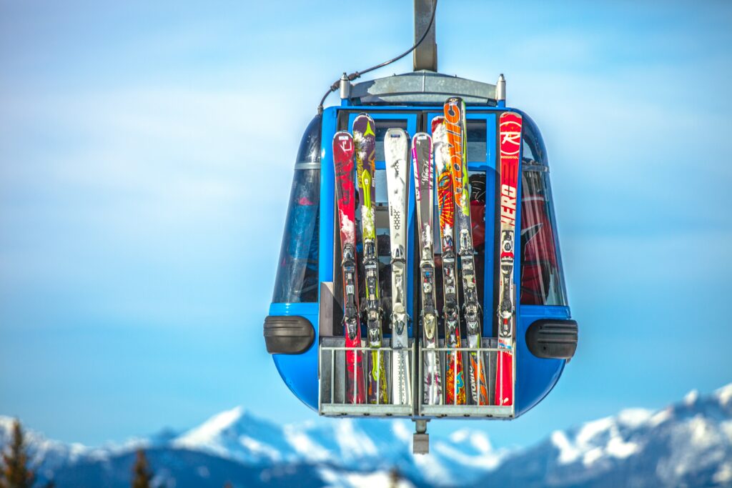 Vacances de ski avec enfants : à quoi penser ?