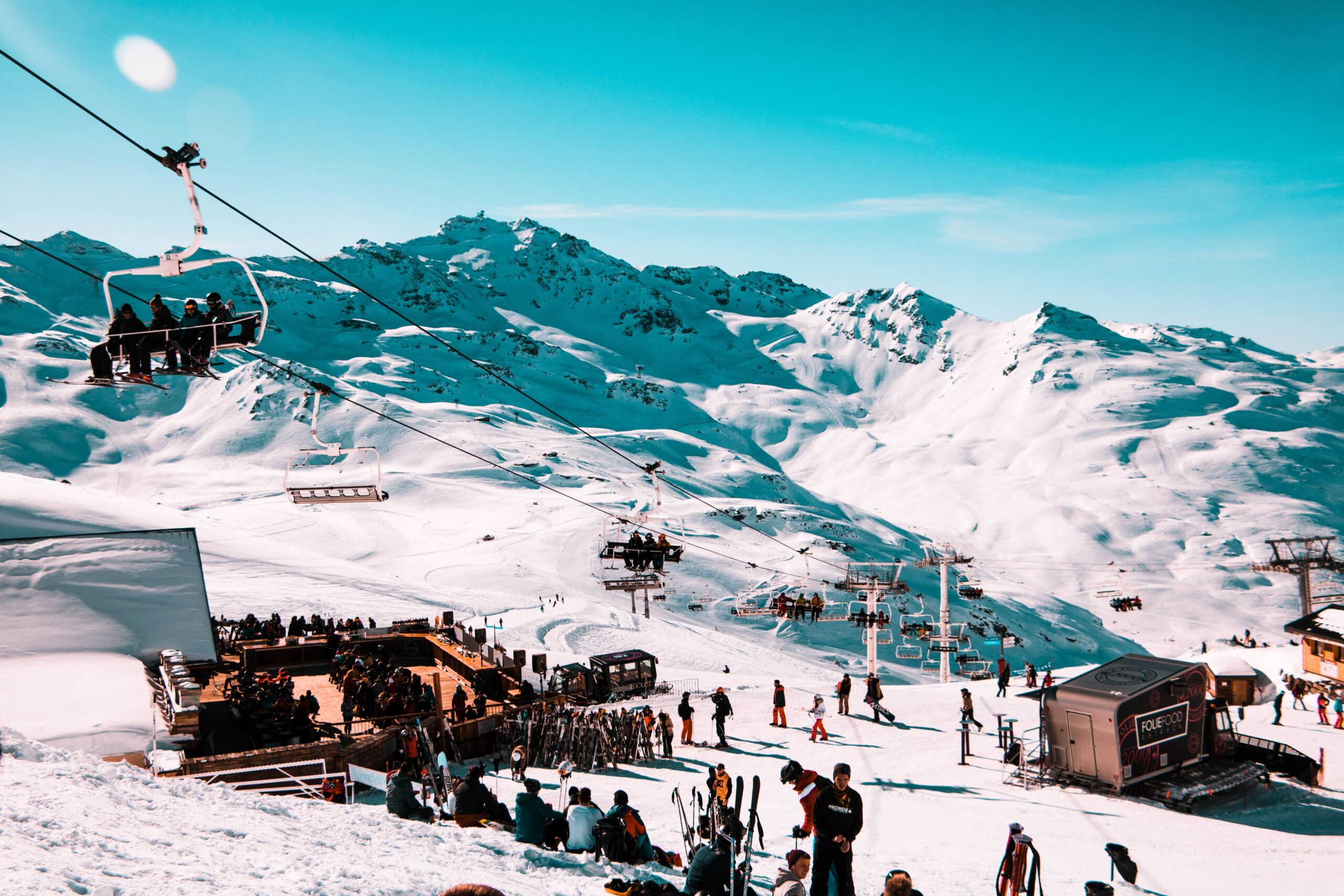 Quelle station de ski est accessible en train ?